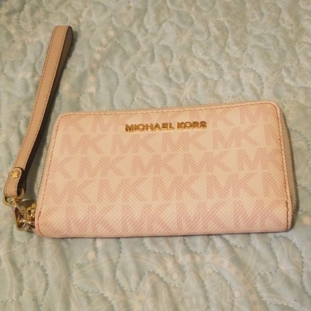 Michael Kors wallet